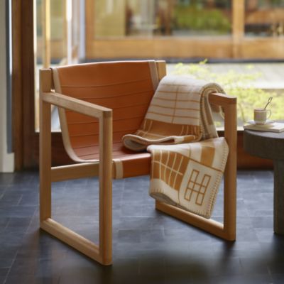 ホームテキスタイル：プレード、クッション、カシミヤ | Hermès